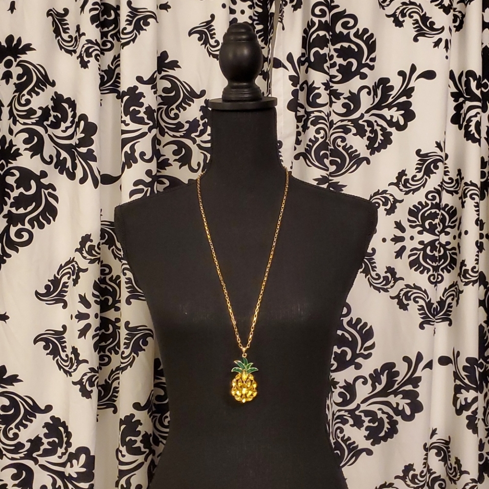 Pineapple Necklace
